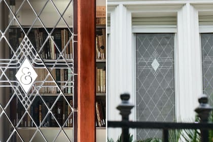 Para el trabajo de los vitrales fue convocado el especialista en la materia Pablo Schapira.