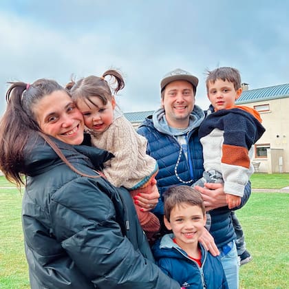 Para Florencia y Benjamín no es fácil la logística con sus hijos ya que ambos trabajan muchas horas, pero están contentos con la vida que llevan en Irlanda