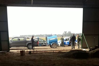 Para ingresar al hangar los delincuentes rompieron una chapa