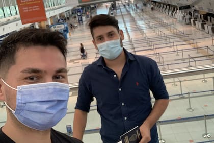 Para Juan Ignacio y Rubén, emigrar no fue un camino sencillo.