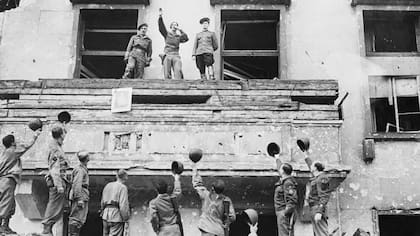 Para julio de 1945, las fuerzas aliadas de Occidente se habían encontrado con las soviéticas en Berlín