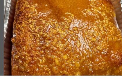 Para lograr el dorado típico se recomienda agregar bicarbonato. (Instagram lechonalacolombiana)