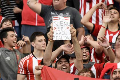Para los hinchas de Estudiantes, el viernes fue una fiesta más allá de la victoria sobre Talleres de Córdoba