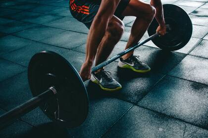 Para los profesionales es indispensable cambiar la composición corporal mediante entrenamiento de fuerza y así aumentar los músculos