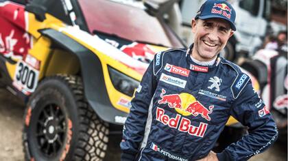 “Para mí, correr en un autódromo es aburrido”, sostiene el francés Peterhansel, en su último año en Peugeot, marca que se retirará
