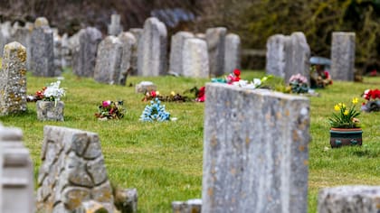 Para muchos, el cementerio es el lugar anti ecológico por excelencia
