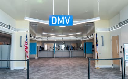 Para obtener la Real ID por primera vez tendrá que acudir en persona a una oficina de la DMV