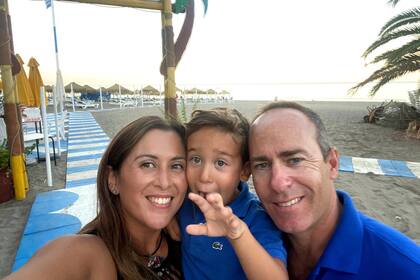 Para Pablo, que pronto será padre por cuarta vez, su tierra son su mujer y sus hijos.