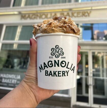 Para preparar el Banana Pudding y evitar que los plátanos se oxiden, se recomienda pincelarlos con un poco de jugo de limón, piña, manzana o naranja