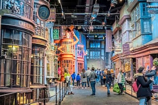 Del castillo de Hogwarts a la tierra de los hobbits, visitas a sets inolvidables