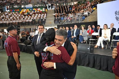 Para seguir trabajando en la seguridad, la Ciudad suma casi 1000 nuevos policías y bomberos, y en lo que va del año ya salieron a la calle 2600.
