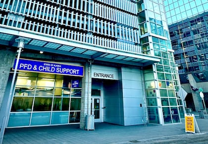 Para ser elegible para el PFD, debe haber sido residente de Alaska durante todo el año calendario anterior a la fecha de solicitud