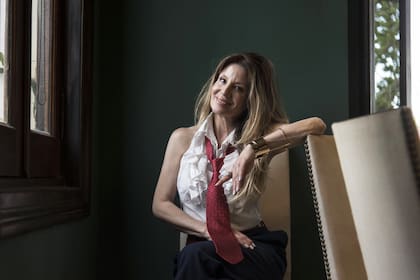 "Para ser político hay que haber vivido la calle y conocer las necesidades de la gente. Y quienes están en el poder no conocen nada de eso", reflexiona Barreto