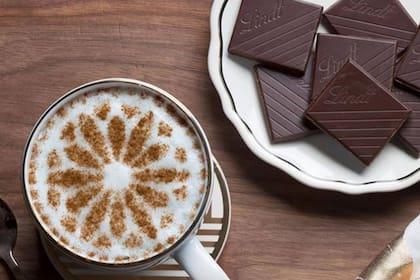 Para sortear los aranceles de represalia de Canadá, Lindt muda parte de su producción de EE.UU. a Europa