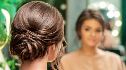 Para un buen recogido que se mantenga toda la jornada, las coletas son fundamentales