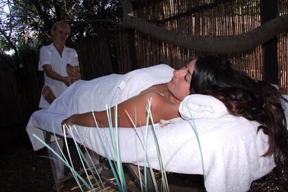 La Caseta: los masajes descontracturantes, una de las propuestas más requeridas del programa Bio