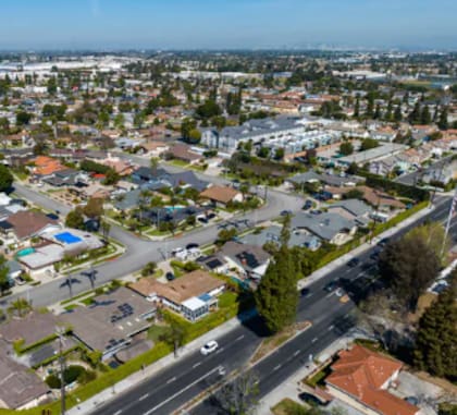 Paramount cuenta con más de 51 mil habitantes, según consignó CNN