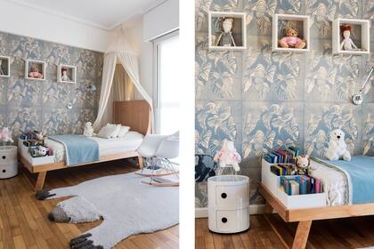 Pared revestida con xilografía de Luisa Freixas, cama 'Nido' con dosel (Krethaus), acolchado, almohadones y manta (Atelier de Hilos). Alfombra 'Descanso del Oso' (El Espartano para Picnic). Mesita 'Componibili' de Kartell (Manifesto).