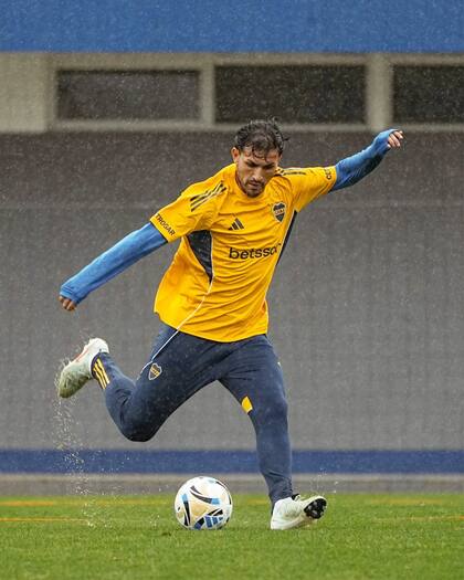 Paredes realizó parte de la práctica para el equipo titular: ¿va de arranque en la Bombonera?