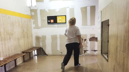 Paredes sin terminar en el edificio viejo