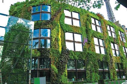 Paredes vivas. Arr.,Museo Quai Branly de París, del arq. Jean Nouvel