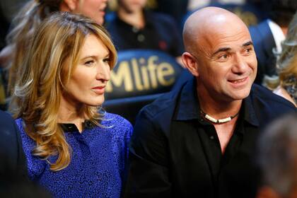 Pareja de deportistas: Agassi y Steffi Graf