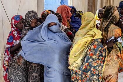 La ropa con estampados coloridos es tradicional de Sudán del Sur.