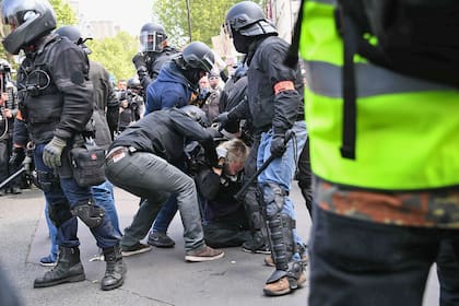 Miles de policias fueron puestos para controlar a los manifestantes; hubo varios detenidos
