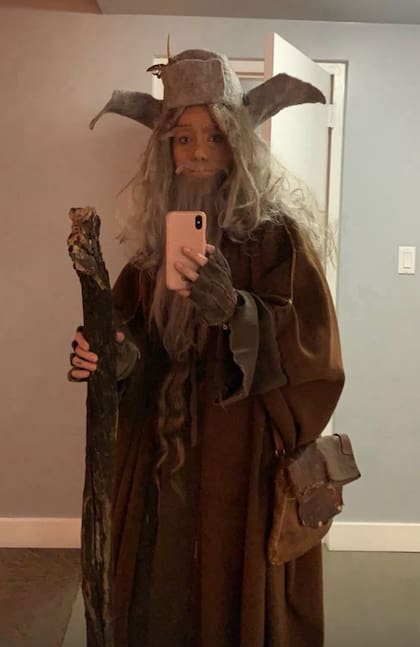 Paris Jackson apostó por un guiño inesperado al universo Tolkien al convertirse en Gandalf