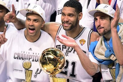Tony Parker, Tim Duncan y Emanuel Ginóbili ganaron cuatro anillos de la NBA juntos