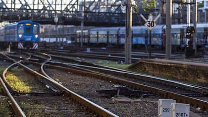 Paro de trenes en los ramales Mitre y José León Suarez