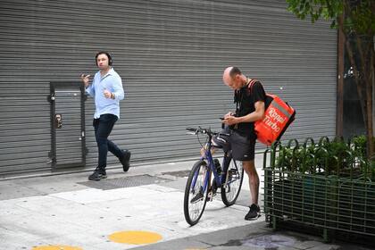 Paro general por la reforma laboral.
Calle Florida, Microcentro