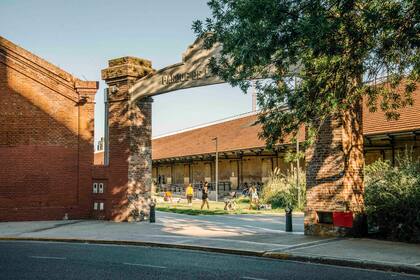 Parque de la Estación, en los terrenos de la Estación Once de Septiembre del Ferrocarril Sarmiento, hoy transformados también en un dispositivo social, ambiental y cultural