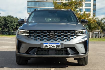 Parrilla frontal de la versión híbrida