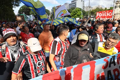 Parte de la barra de Chacarita, presente en la marcha