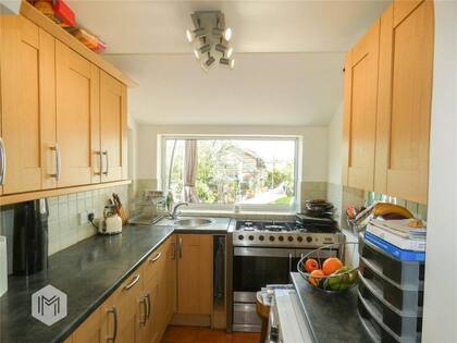 Parte de la cocina antes de la remodelación (foto: manchestereveningnews.co.uk)