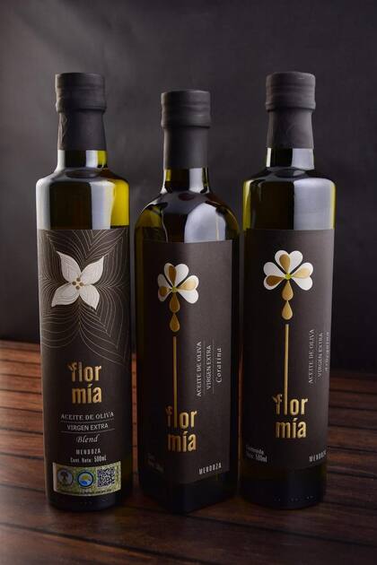 Parte de la línea de la aceites de oliva virgen extra de Flor Mía.