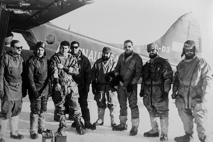 Parte de la que sería la Patrulla Soberanía, durante 1969.