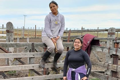 Parte de las alumnas que hoy estudian en las escuelas