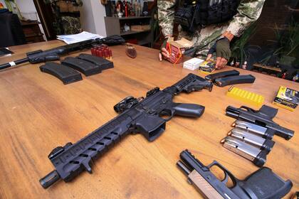 Parte de las armas secuestradas en el marco de la Operación Dakovo