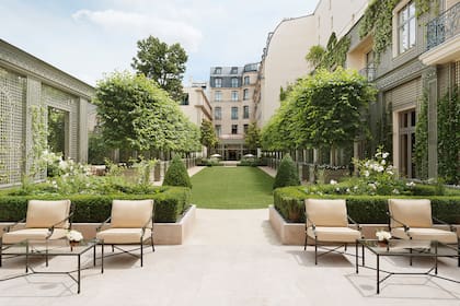 Parte de los jardines del Ritz, que han sido testigos de innumerables casamientos