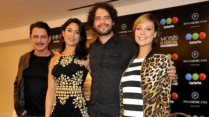 Parte del elenco de la telenovela brasileña, de visita en Buenos Aires