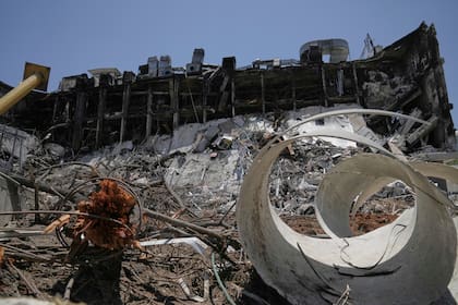 Parte del Instituto Científico Weizmann dañado por un ataque iraní en Rehovot, Israel, el 19 de junio del 2025. (AP foto/Maya Alleruzzo)