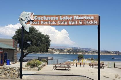 Parte del lago Cachuma integra un área recreativa