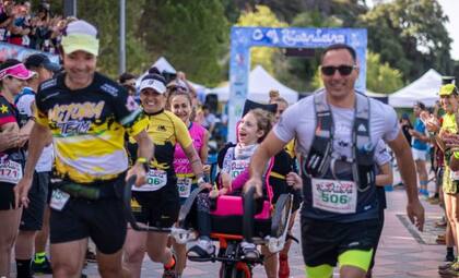Participando y disfrutando en una carrera.