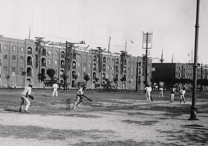 Partido de criquet en Puerto Madero. 1929.