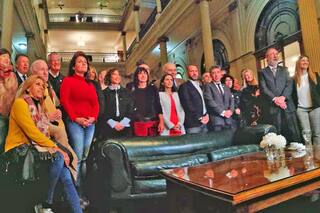 Partidos, Google, Facebook y Twitter firmaron un compromiso contra las fake news