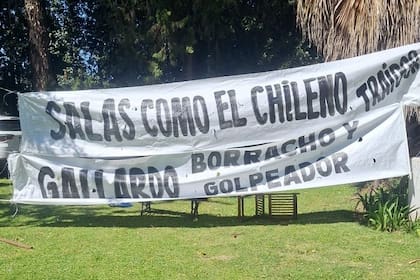 Pasacalles en Rosario en la previa de Racing - River por Copa Argentina