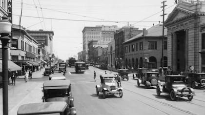 Pasadena estaba en pleno desarrollo a mediados de la década de 1920