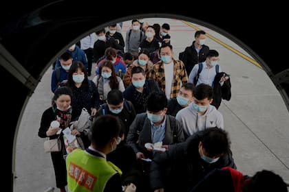 Las autoridades demoraron las visas internacionales